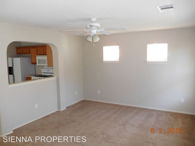 Building Photo - 106 Franke