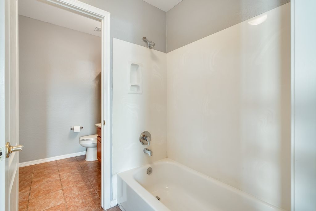 Primary Photo - 58 N Warren St
