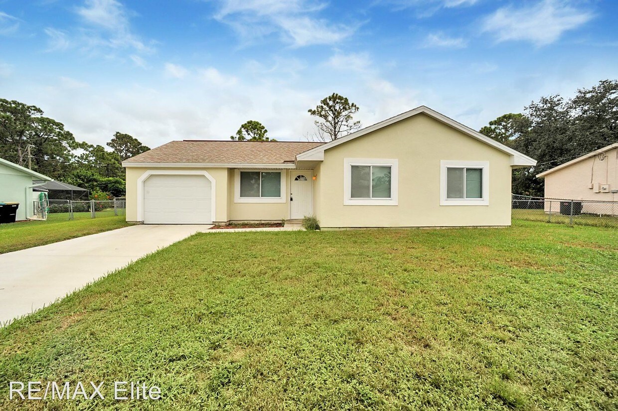Foto principal - 2 br, 1 bath House - 1427 MacKay Ave SE