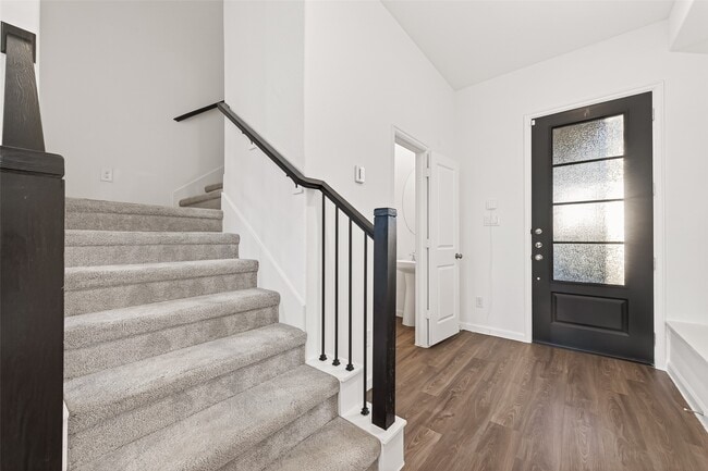 Foto del edificio - 5703 Foggy Vine Ct