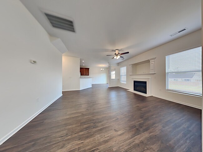 Building Photo - 136 Marinella Drive