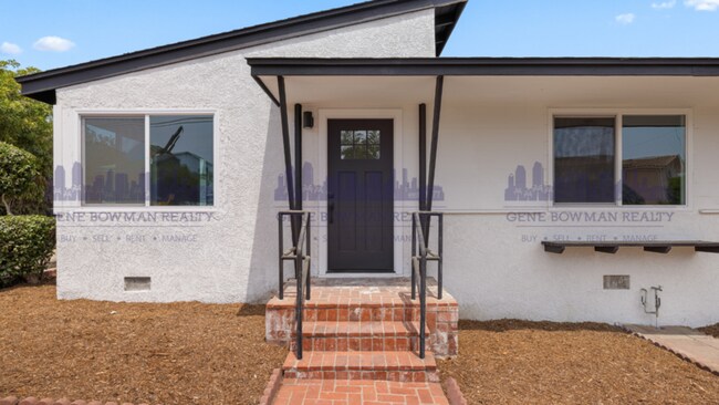 Foto del edificio - 2251 Dunlop St