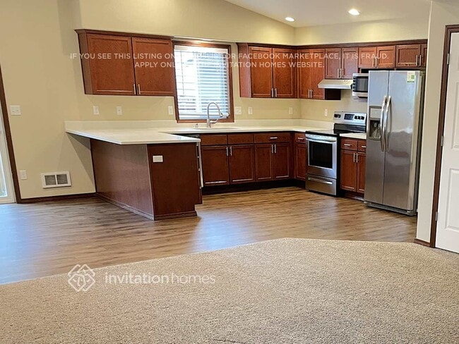 Building Photo - 14723 46th Ave NE