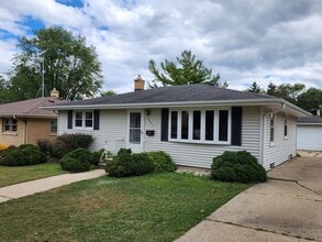 Building Photo - 4021 Harding Rd