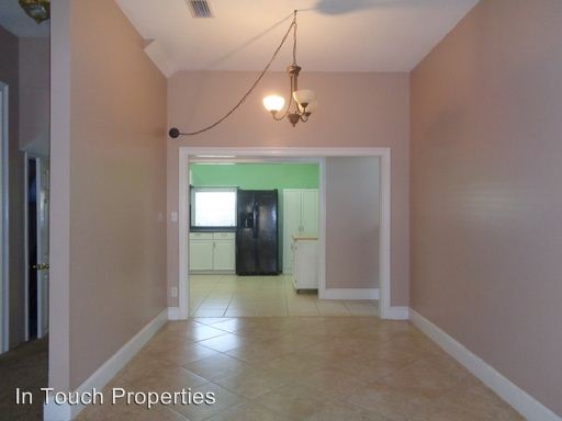 Building Photo - 3953 Johnston Rd