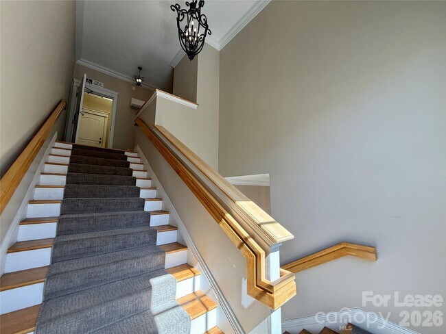 Foto del edificio - 21025 Catawba Ave