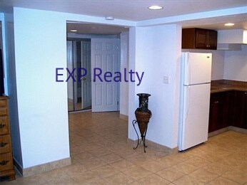 Building Photo - 14 Wadsworth Ave