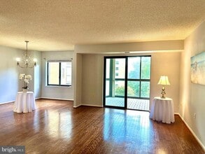 Building Photo - 3310 N Leisure World Blvd