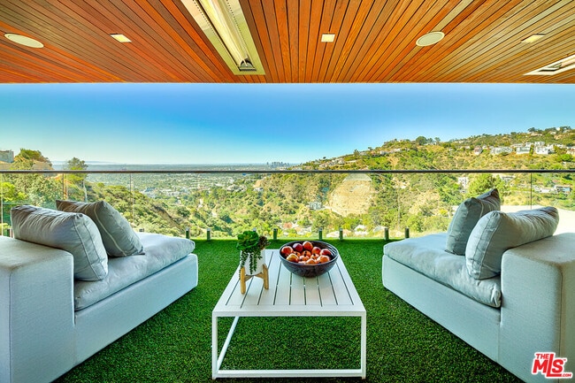 Building Photo - 7820 Electra Dr