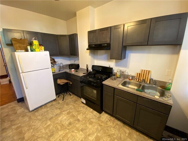 Foto del edificio - 91 Lake Pl