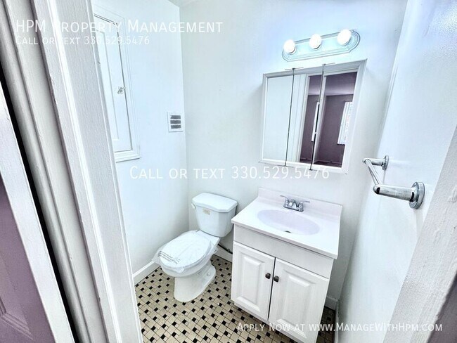 Foto del edificio - 3270 Warrensville Center Rd