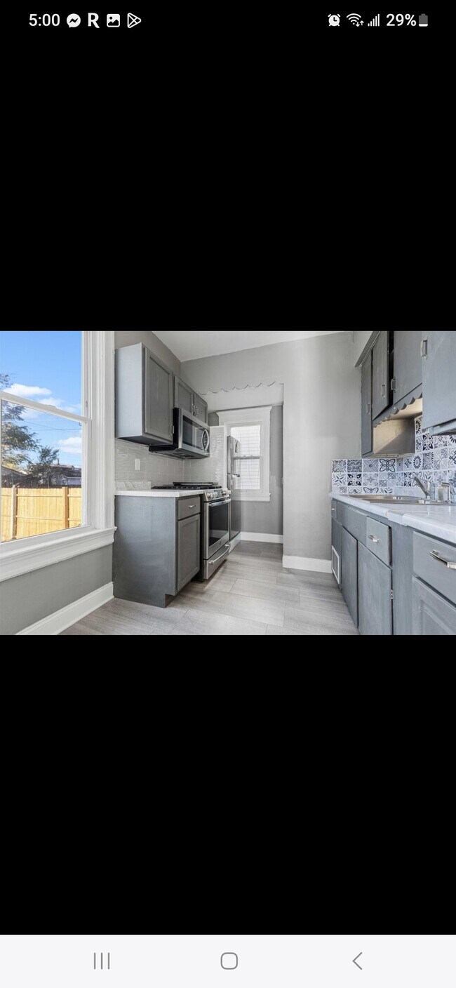 Foto del edificio - 1329 S 6th St