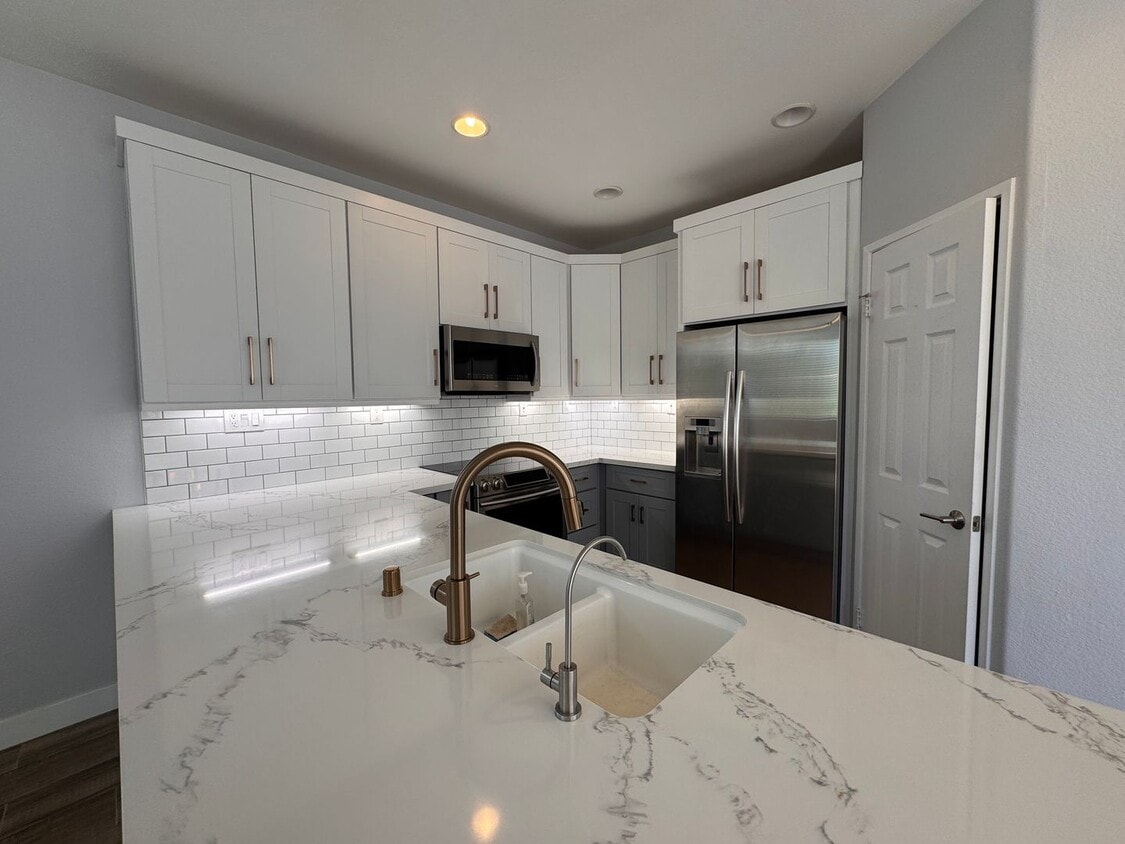 Primary Photo - Spacious 4-Bedroom Home in Mira Mesa – Tam...