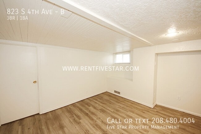 Foto del edificio - 823 S 4th Ave