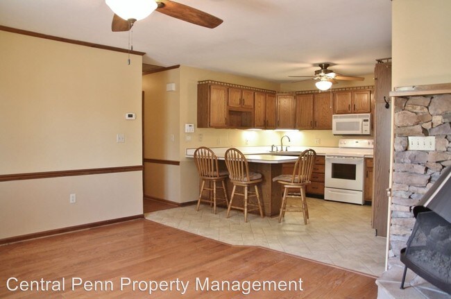 Foto del edificio - 3905 Locust Ln