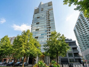 Building Photo - 510 W Erie St