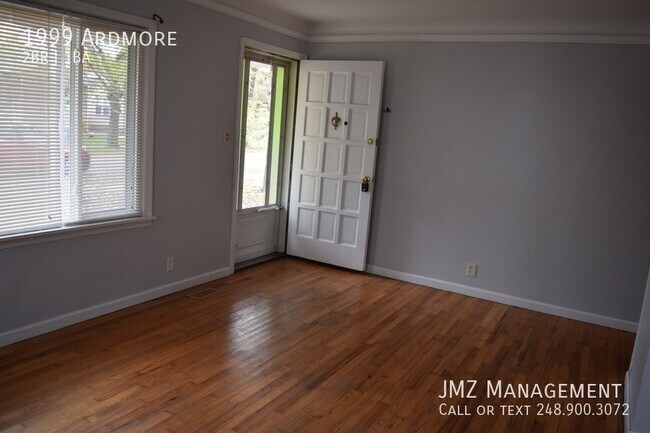 Building Photo - THIS COZY FERNDALE RANCH IS PERFECT FOR YOU!
