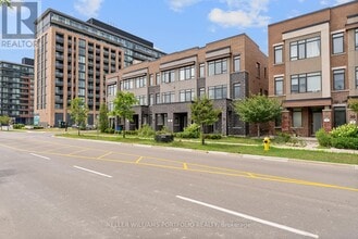 Building Photo - 32 Troon Ave