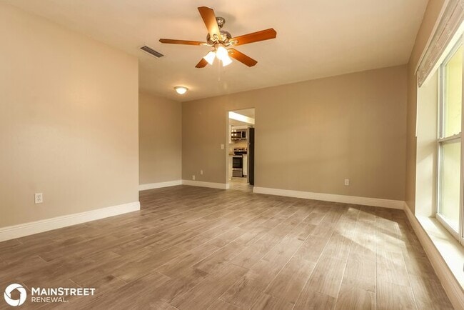 Building Photo - 17734 RIVENDEL RD, LUTZ, FL 33549