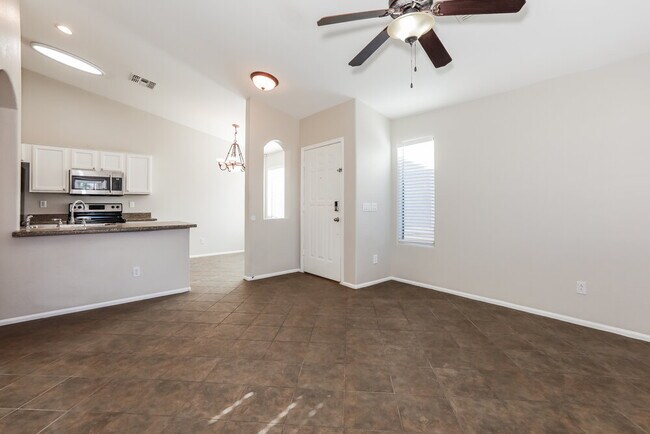 Foto del edificio - 29420 N Blackfoot Daisy Dr