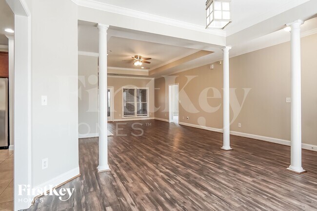 Foto del edificio - 3100 Chelsea Park Ridge
