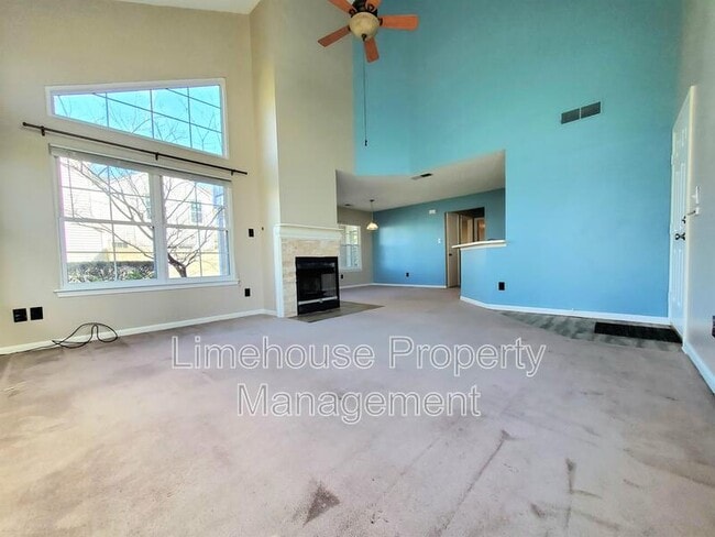 Building Photo - 5064 Heathglen Cir