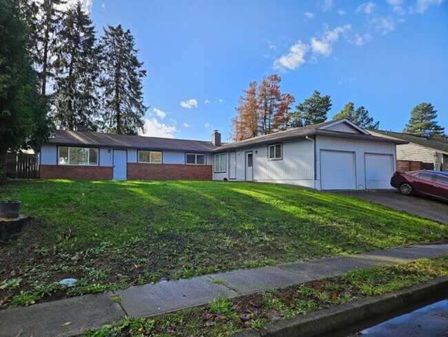 Foto del edificio - Charming 2-Bedroom Home with Garage in Prime Gresham Location