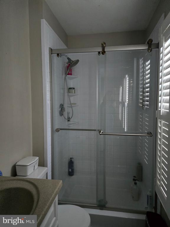 Foto del edificio - 5407 Fantail Dr