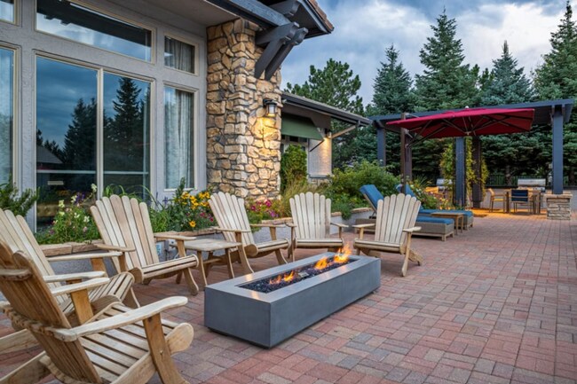 Building Photo - CH-Montrachet Apartments