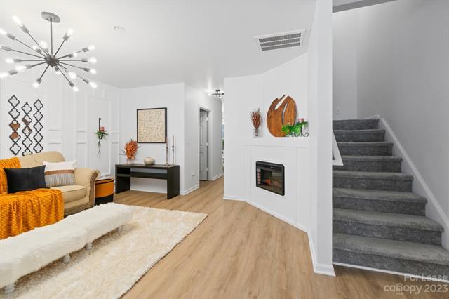 Foto del edificio - 6812 Campbell Burn Ct