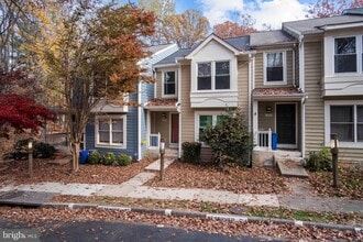 Building Photo - 1602 Oak Spring Way