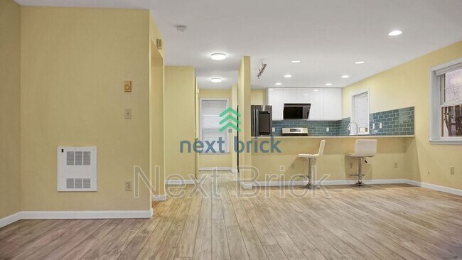 Foto del edificio - 2429 NW 57th St