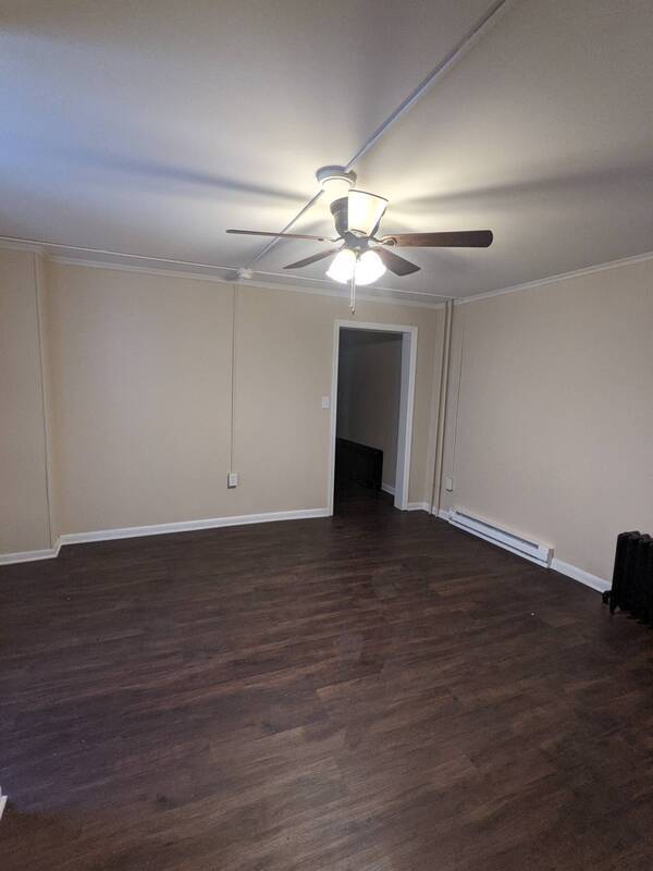 Building Photo - 242 S Potomac St