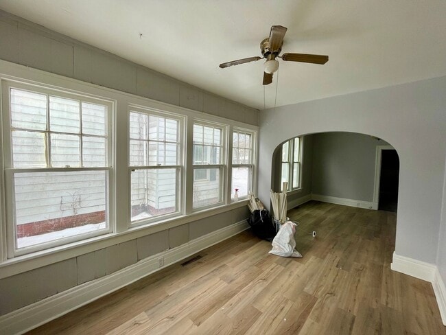 Building Photo - 2-Bedroom Home – Housing Choice Voucher Welcome