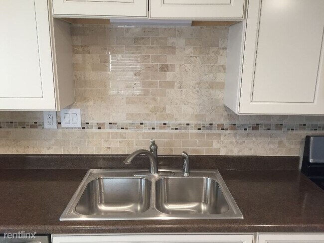 Foto del edificio - 538 W Corona Ave