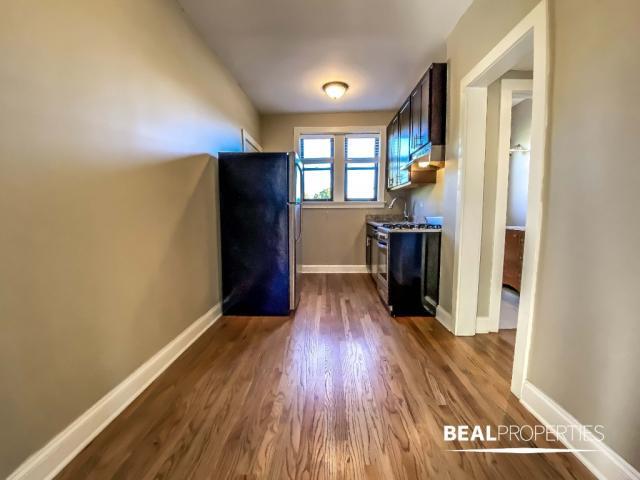Building Photo - 0 bedroom in CHICAGO IL 60613