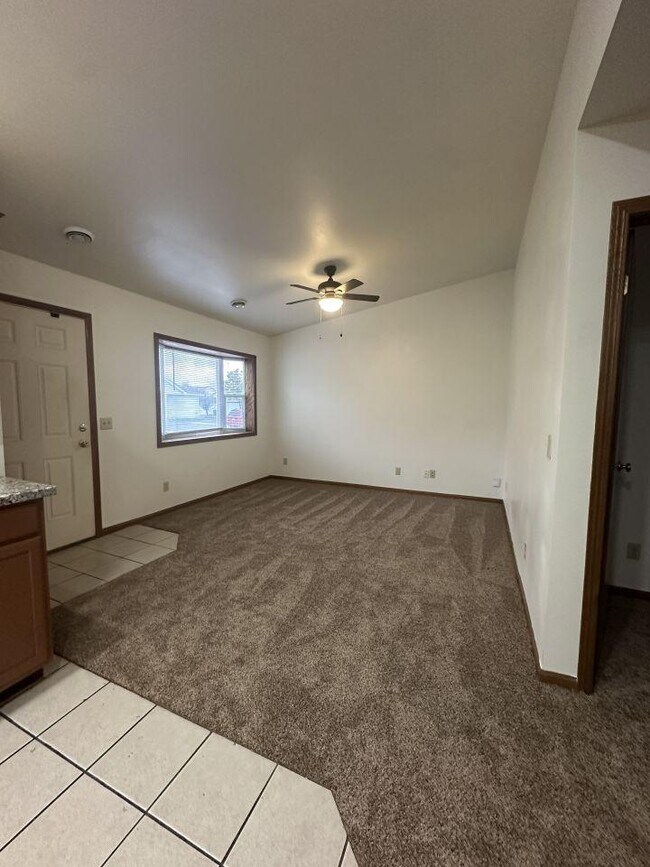 Foto del edificio - 2 bedroom in Billings MT 59105