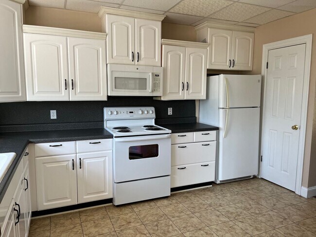 Foto del edificio - TIMBER COVE TOWNHOMES - Upstairs Unit - 1 ...