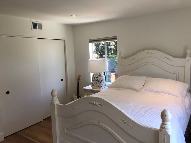 Photo - 2650 Van Buren Pl House