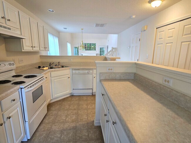 Building Photo - 5641 Fellowship Dr