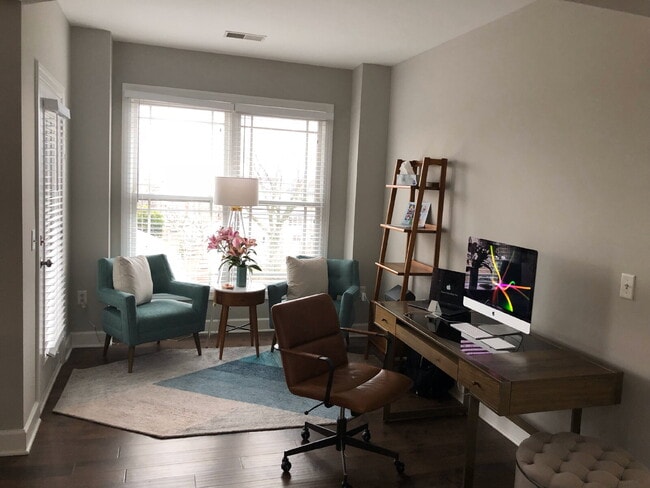 Foto del edificio - 3102 West End Cir