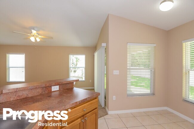 Foto del edificio - 7241 Twin Cedar Ln