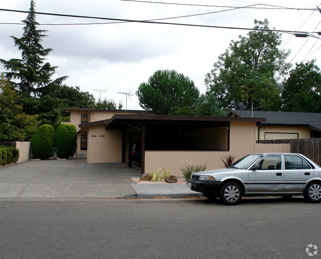 Building Photo - 1036 3rd St