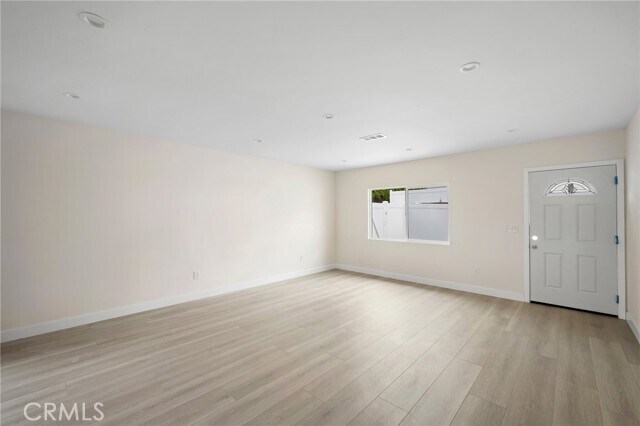 Foto del edificio - 2657 N Brighton St