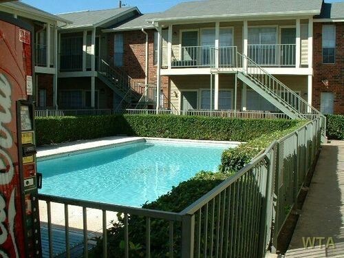 Primary Photo - 1809 W Rundberg Ln