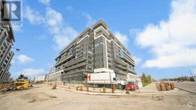 Building Photo - 395-395 Dundas St W