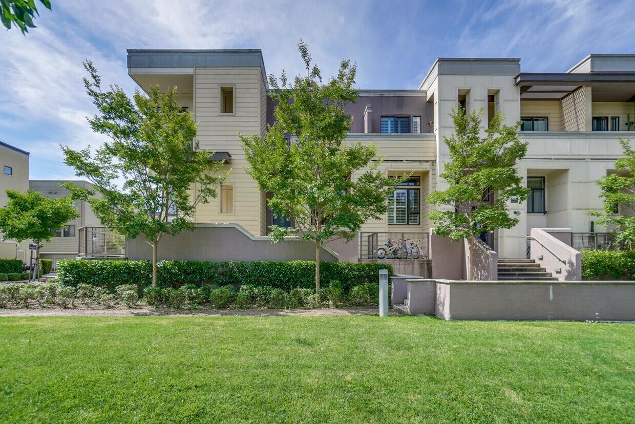 3713 Heron Way, Palo Alto, CA 94303 Townhouse for Rent in Palo Alto
