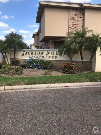 Building Photo - 3903 S Radisson Ave