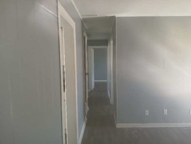 Foto del edificio - 106 S Davis St