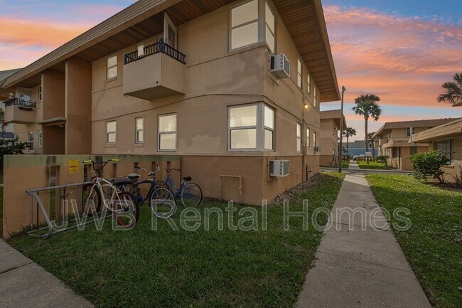 Foto del edificio - 221 15th Ave N